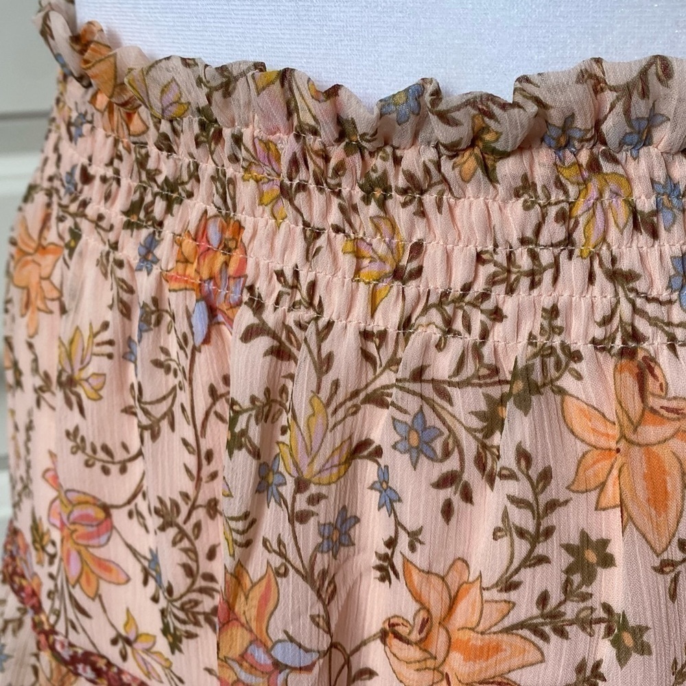 LC Lauren Conrad Soft Peachy Colored Floral Print Skirt Size M - Picture 3 of 10